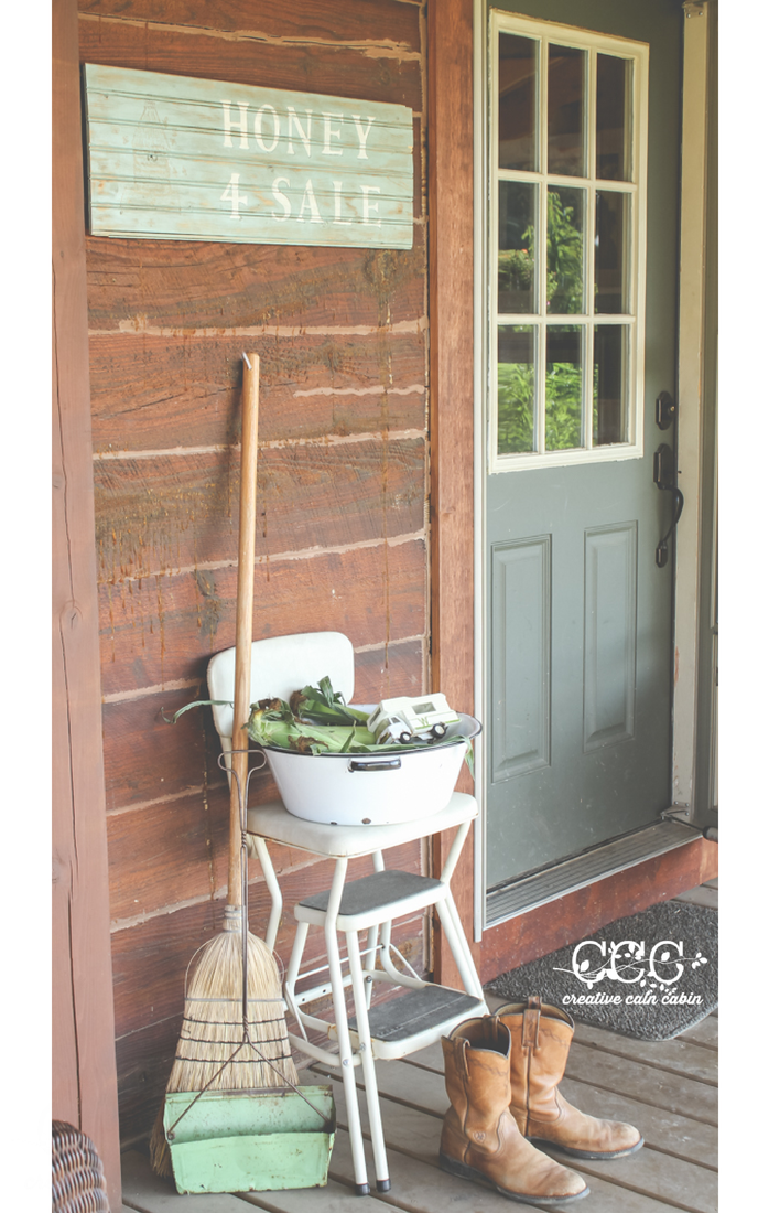 Log Home Porch | Creative Cain Cabin