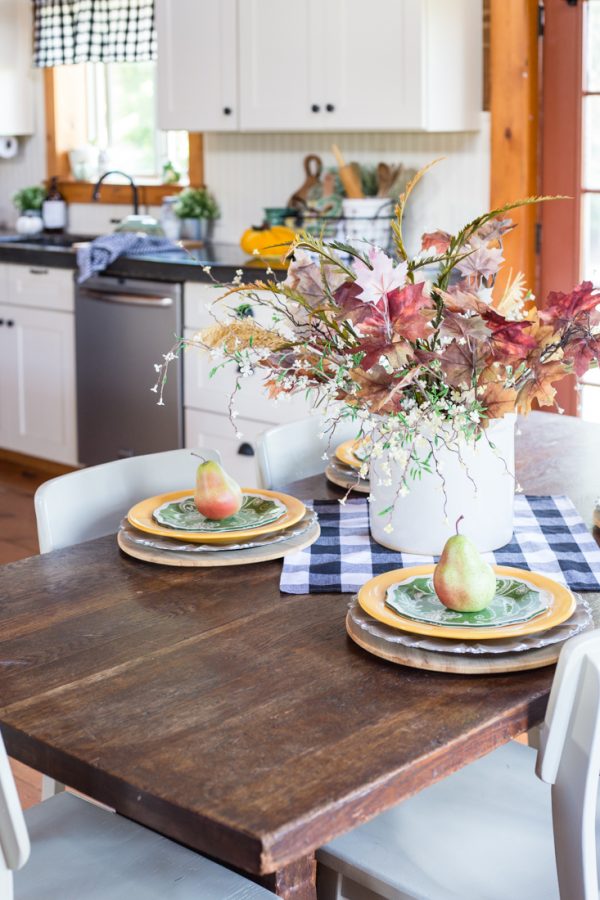 Decorating A Fall Cabin Kitchen With Pumpkins - CREATIVE CAIN CABIN