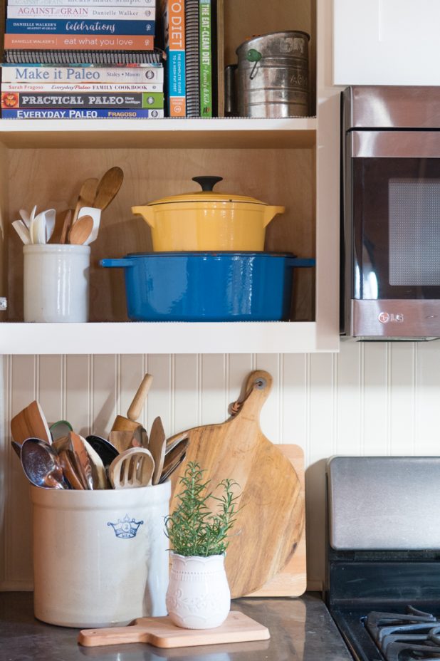 5 Ways to Organize Cookbooks Farmhouse Style With Things From Around Your Home