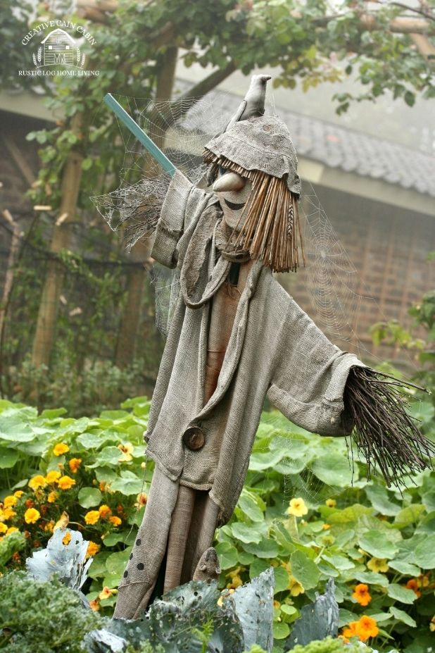 Garden Scarecrow Ideas